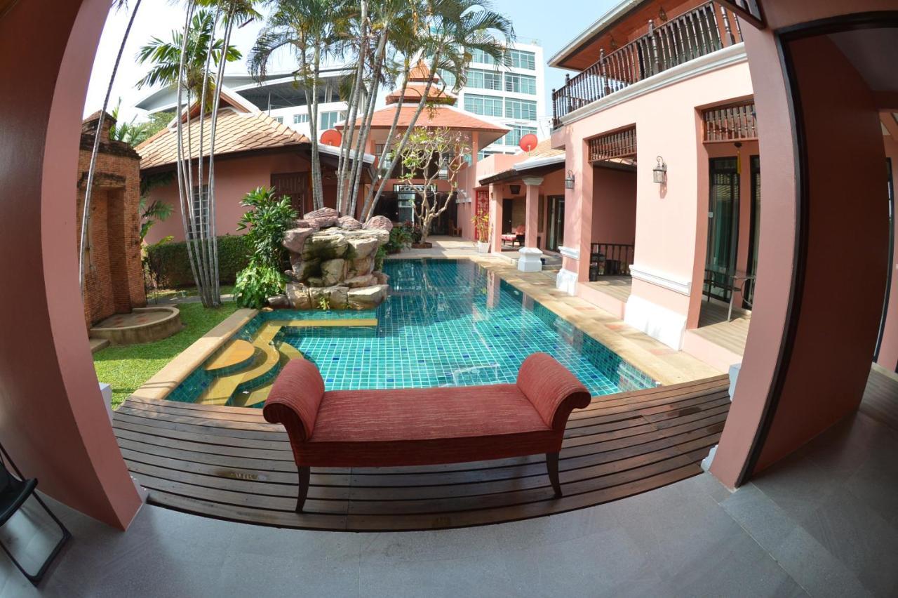 พระตำหนักวิลล่า 10 ห้องนอน พร้อมสระว่ายน้ำส่วนตัว Pattaya Exteriör bild