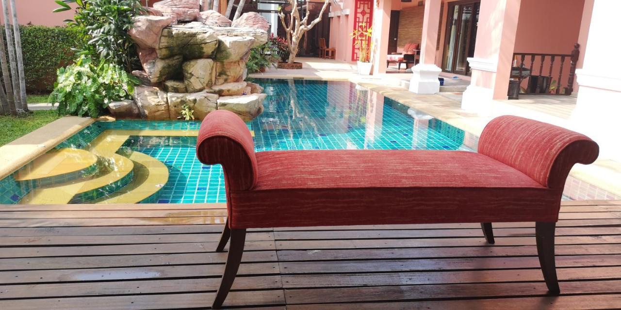 พระตำหนักวิลล่า 10 ห้องนอน พร้อมสระว่ายน้ำส่วนตัว Pattaya Exteriör bild