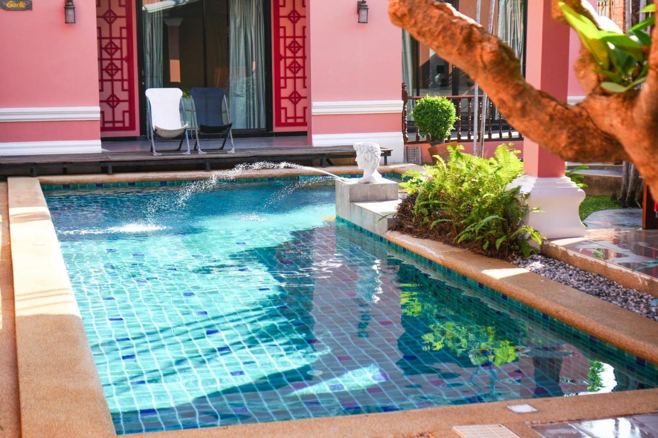 พระตำหนักวิลล่า 10 ห้องนอน พร้อมสระว่ายน้ำส่วนตัว Pattaya Exteriör bild