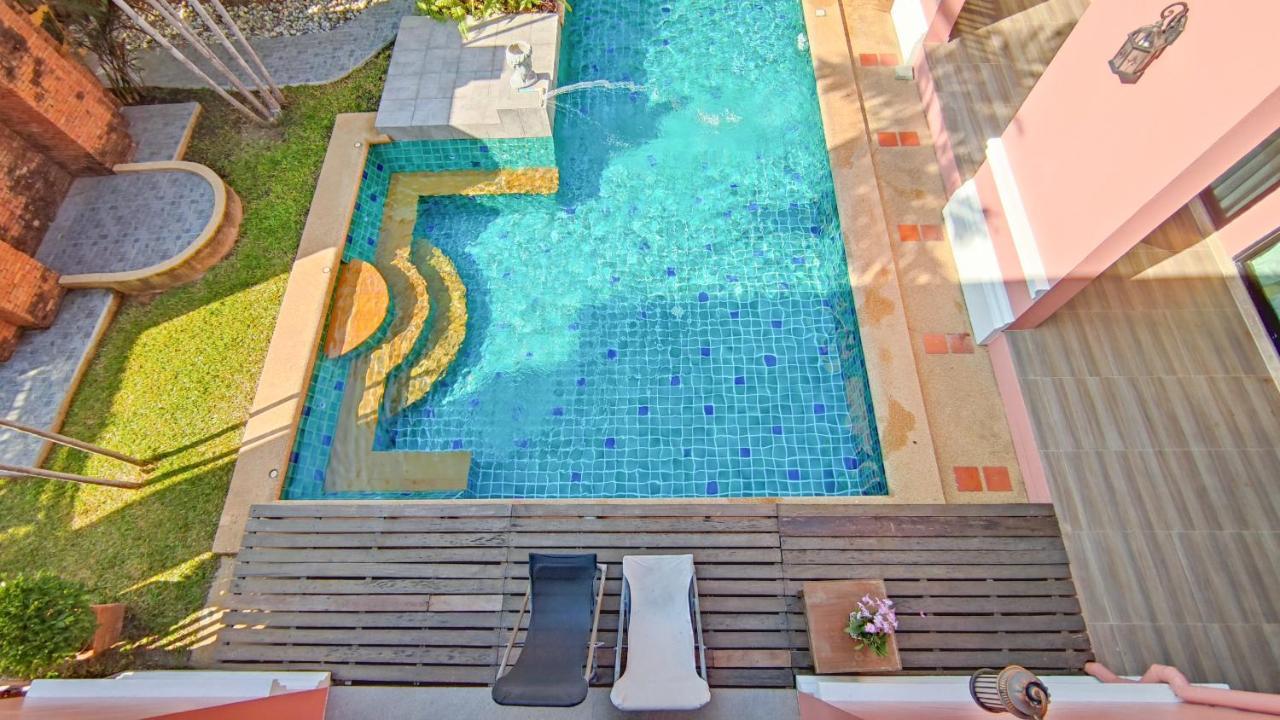 พระตำหนักวิลล่า 10 ห้องนอน พร้อมสระว่ายน้ำส่วนตัว Pattaya Exteriör bild