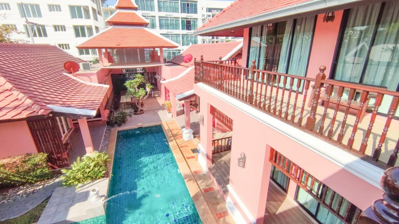 พระตำหนักวิลล่า 10 ห้องนอน พร้อมสระว่ายน้ำส่วนตัว Pattaya Exteriör bild